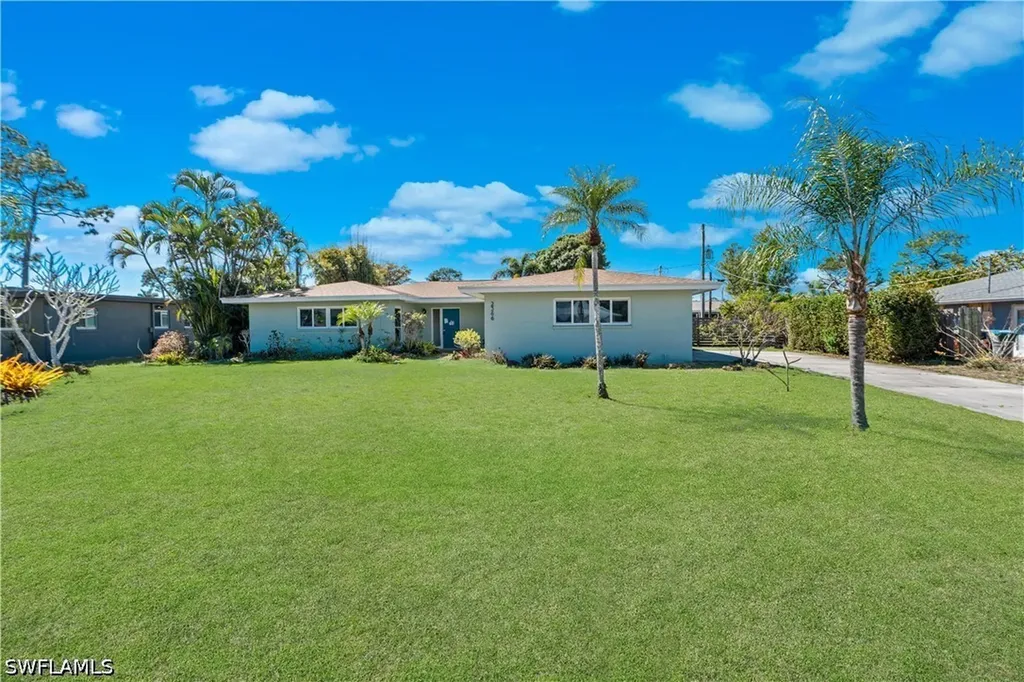 2366 Woodland Terrace Fort Myers FL 33907