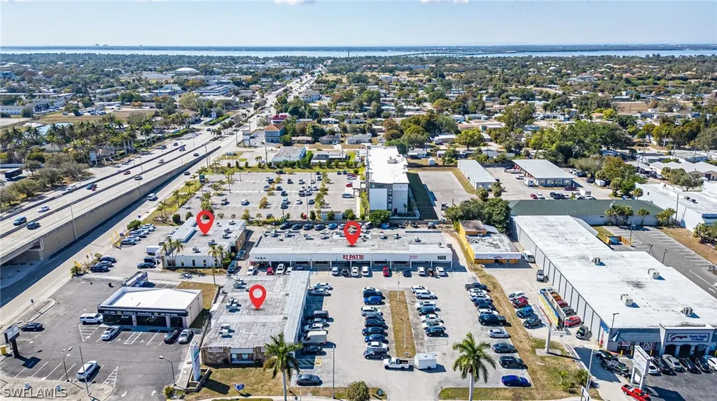 4434-4458 Cleveland Avenue Fort Myers FL 33901