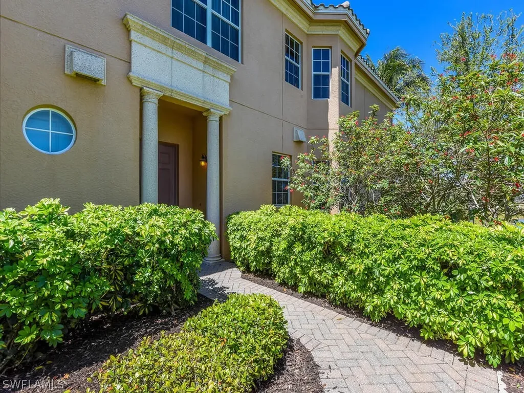 2710 Callista Court Naples FL 34114
