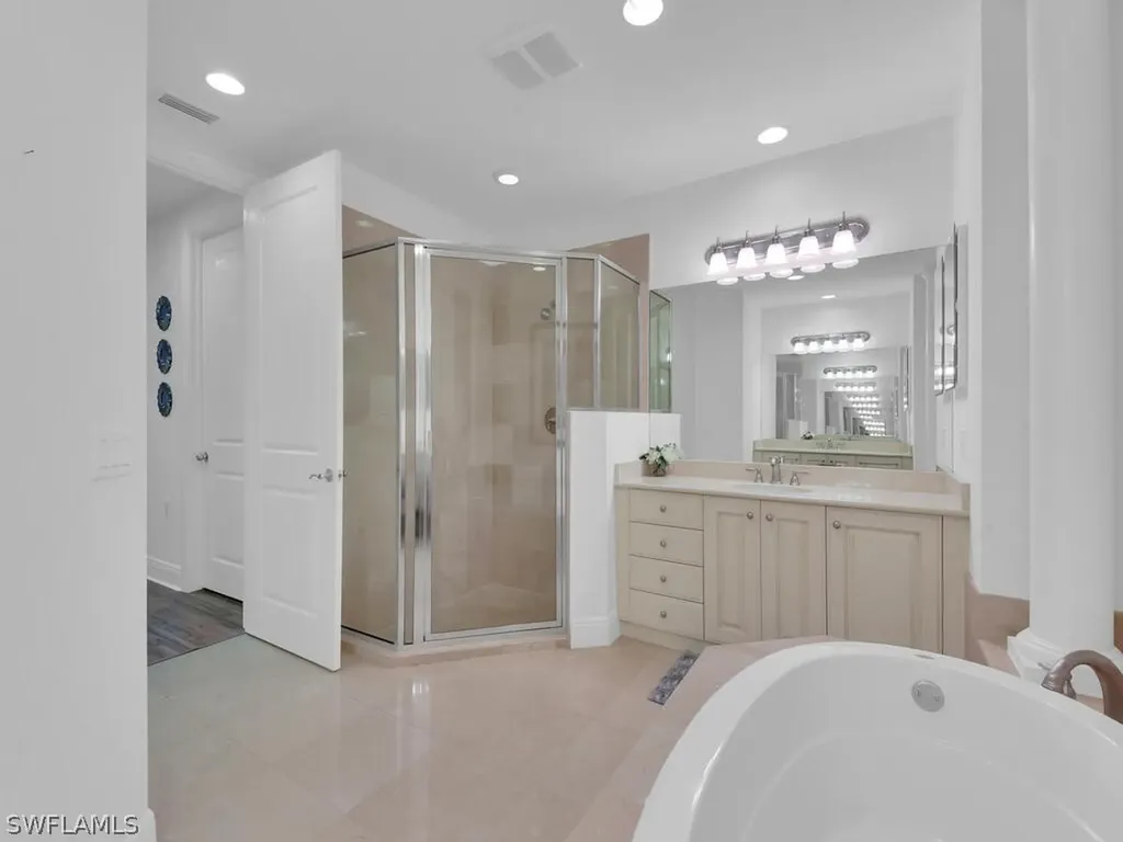 2710 Callista Court Naples FL 34114
