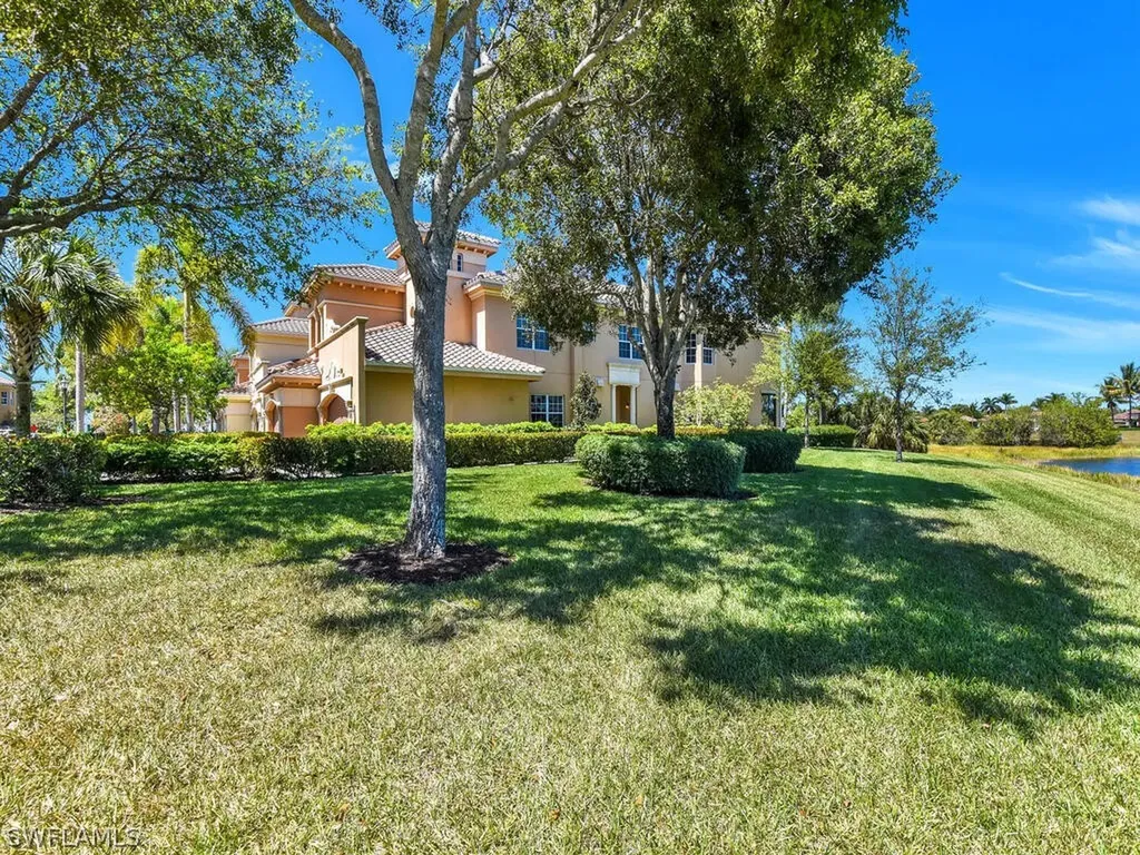 2710 Callista Court Naples FL 34114