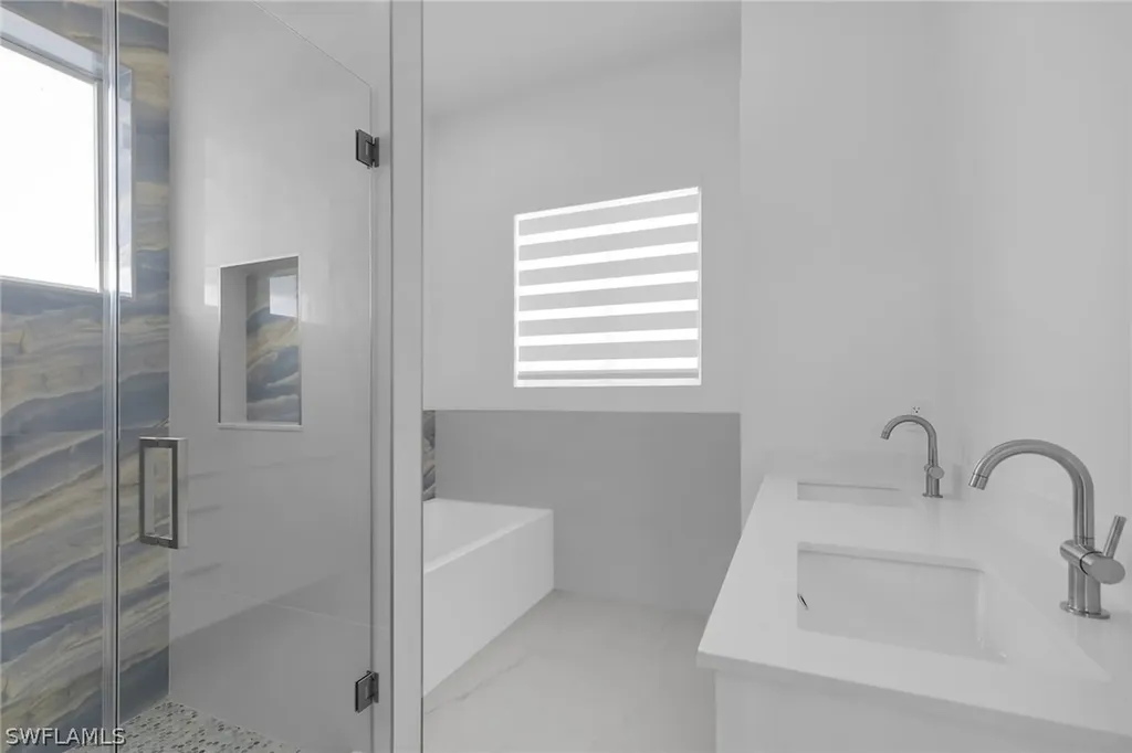 518 Avenida Primiceria Marathon FL 33050