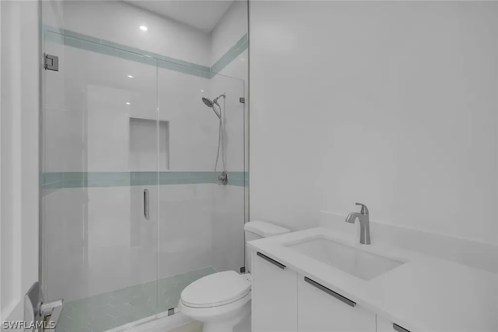 518 Avenida Primiceria Marathon FL 33050