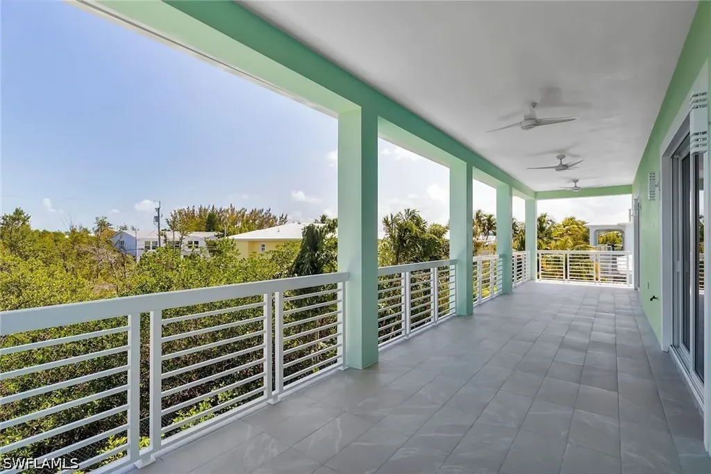 518 Avenida Primiceria Marathon FL 33050
