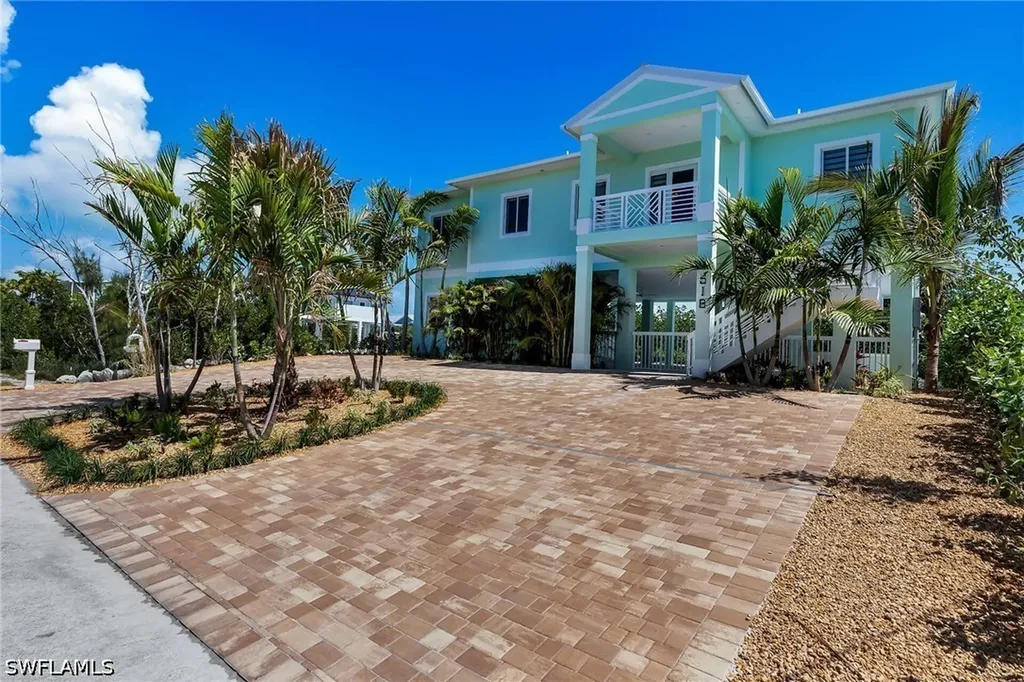 518 Avenida Primiceria Marathon FL 33050