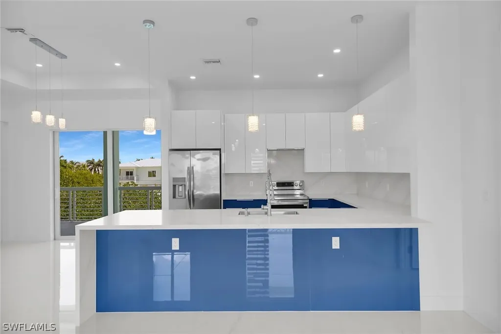 518 Avenida Primiceria Marathon FL 33050