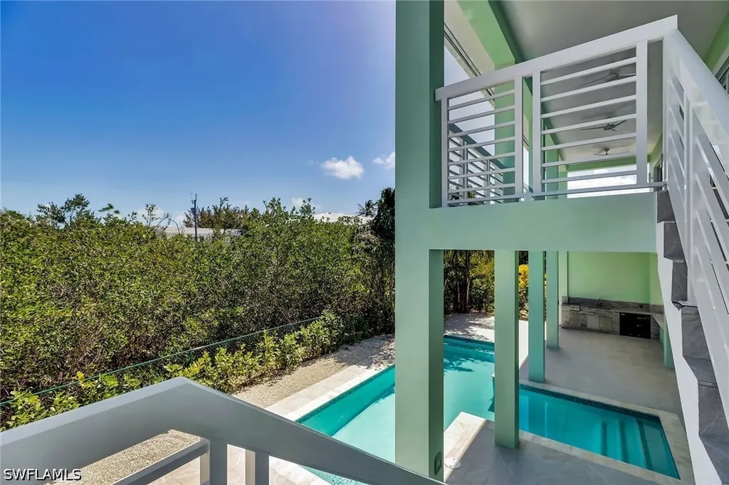 518 Avenida Primiceria Marathon FL 33050