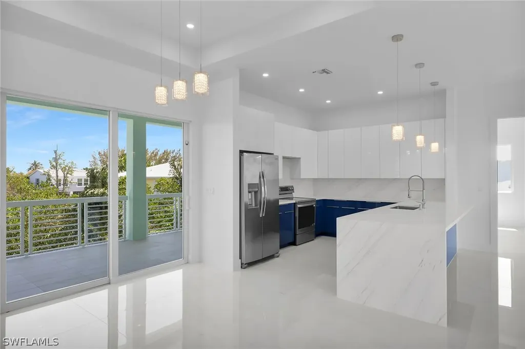518 Avenida Primiceria Marathon FL 33050