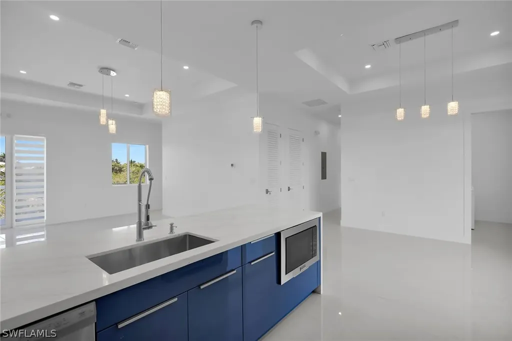 518 Avenida Primiceria Marathon FL 33050