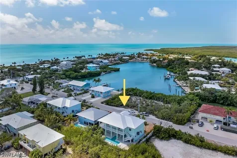518 Avenida Primiceria Marathon FL 33050