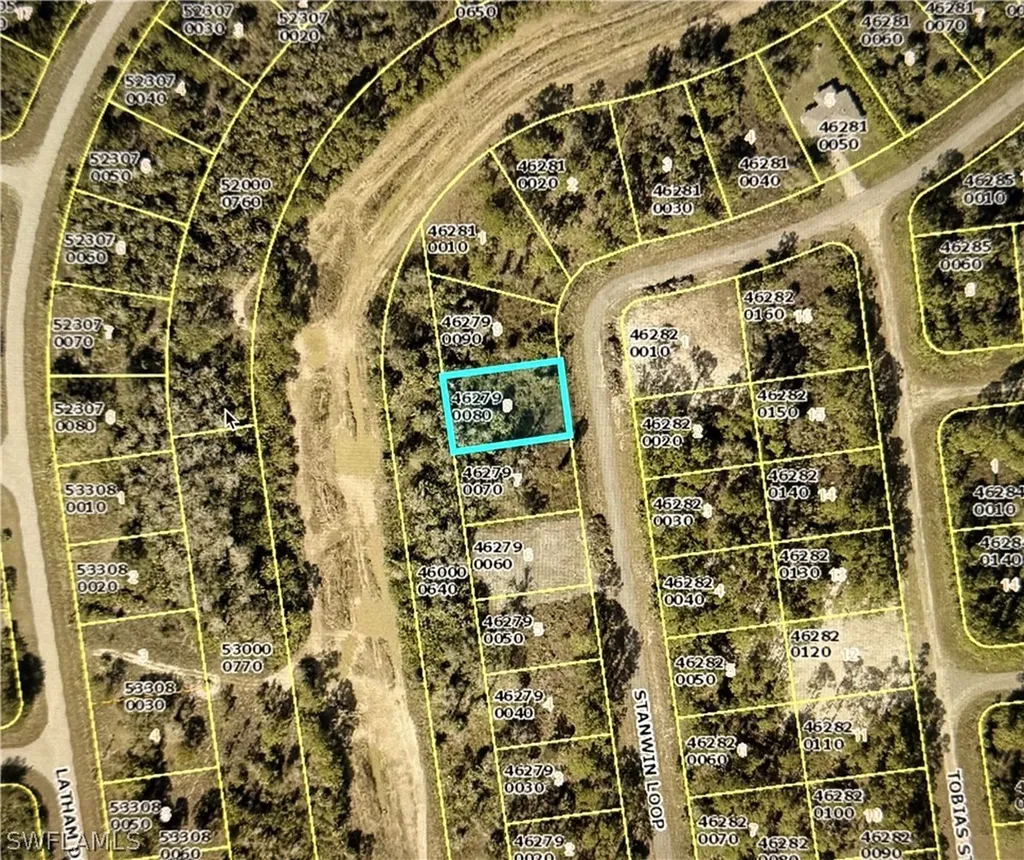 672 Stanwin Loop Lehigh Acres FL 33972