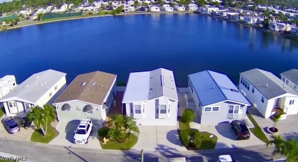 524 Cheetah Drive Naples FL 34114