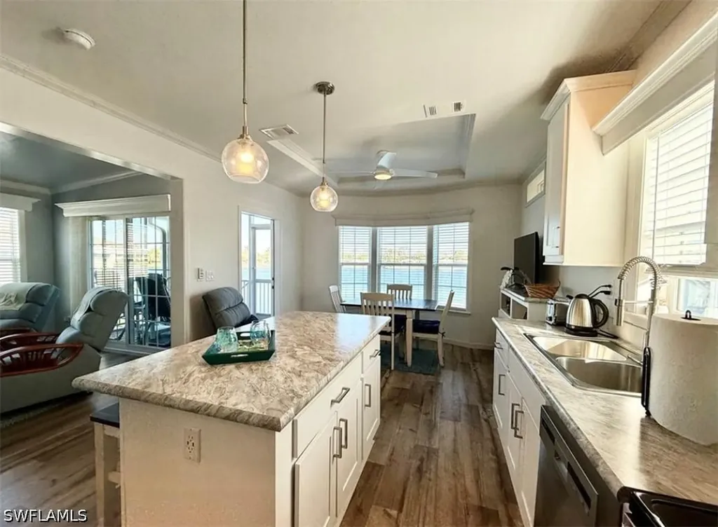 524 Cheetah Drive Naples FL 34114