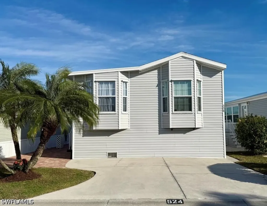 524 Cheetah Drive Naples FL 34114