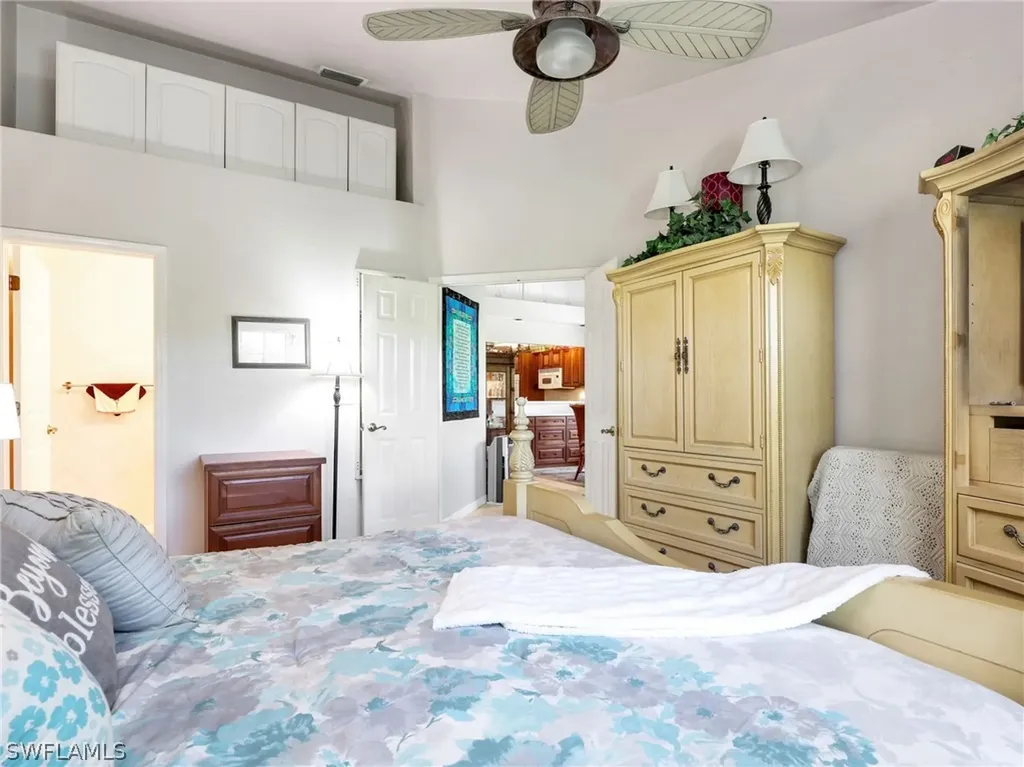 6658 Tannin Lane Naples FL 34109