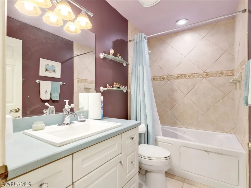 6658 Tannin Lane Naples FL 34109