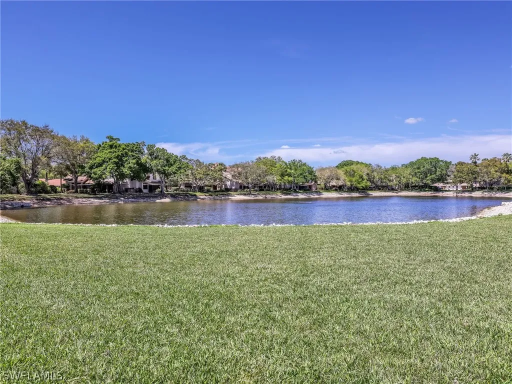 6658 Tannin Lane Naples FL 34109