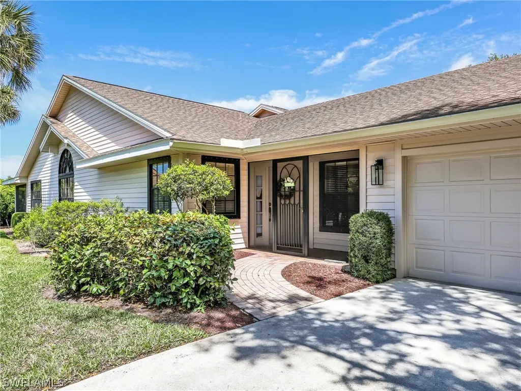 6658 Tannin Lane Naples FL 34109