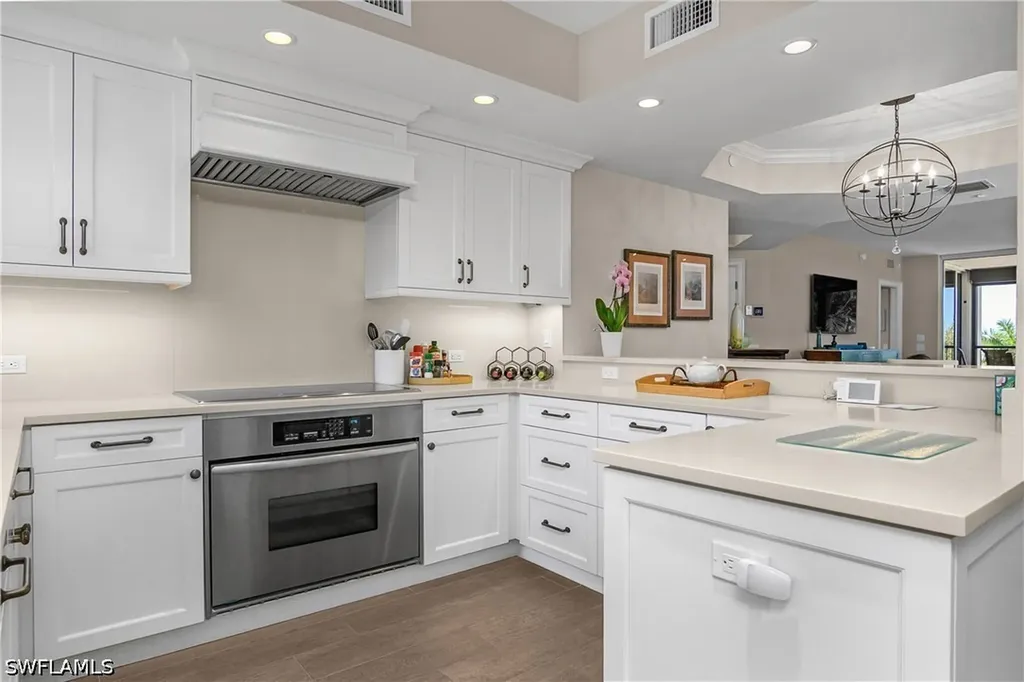 7225 Pelican Bay Boulevard Naples FL 34108