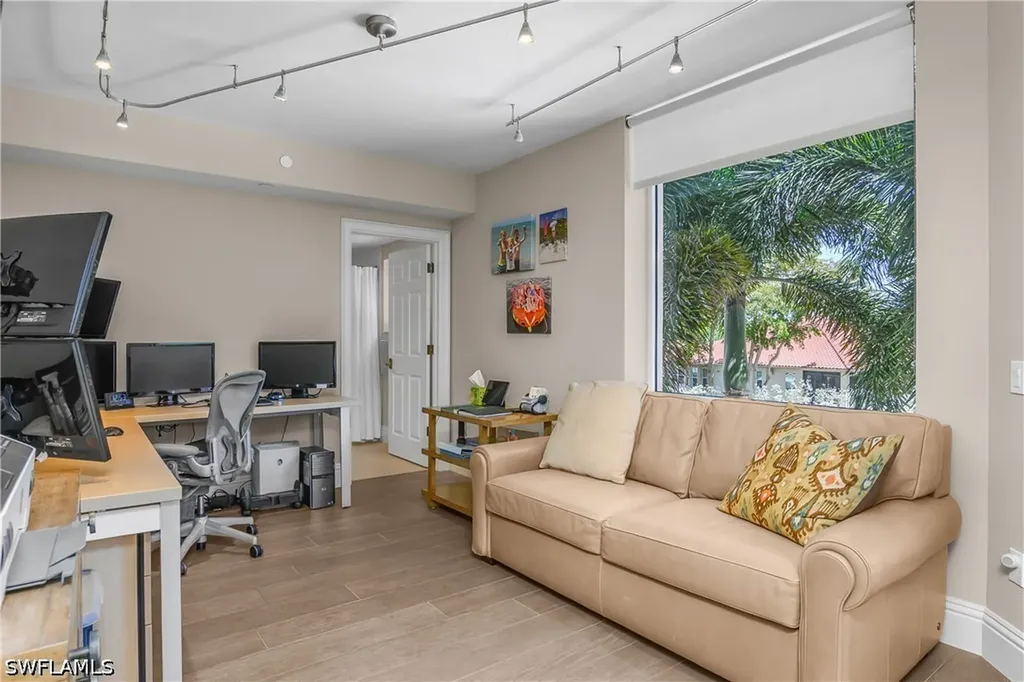 7225 Pelican Bay Boulevard Naples FL 34108