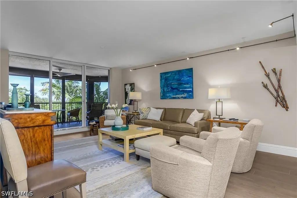 7225 Pelican Bay Boulevard Naples FL 34108