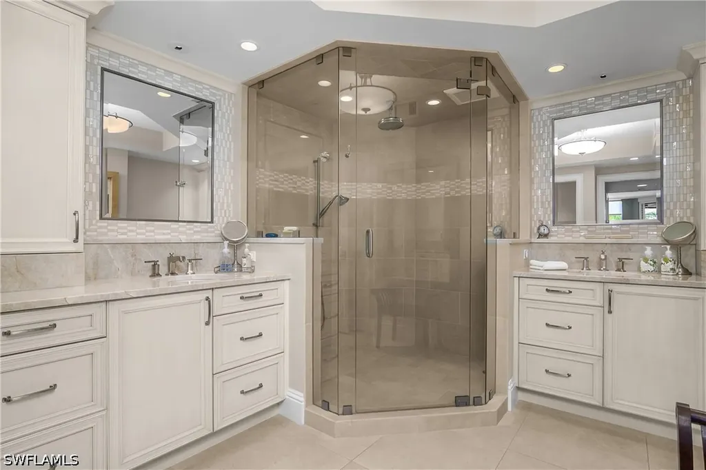 7225 Pelican Bay Boulevard Naples FL 34108