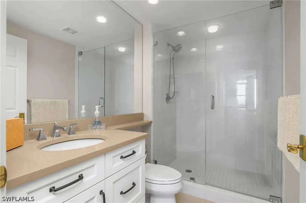 7225 Pelican Bay Boulevard Naples FL 34108