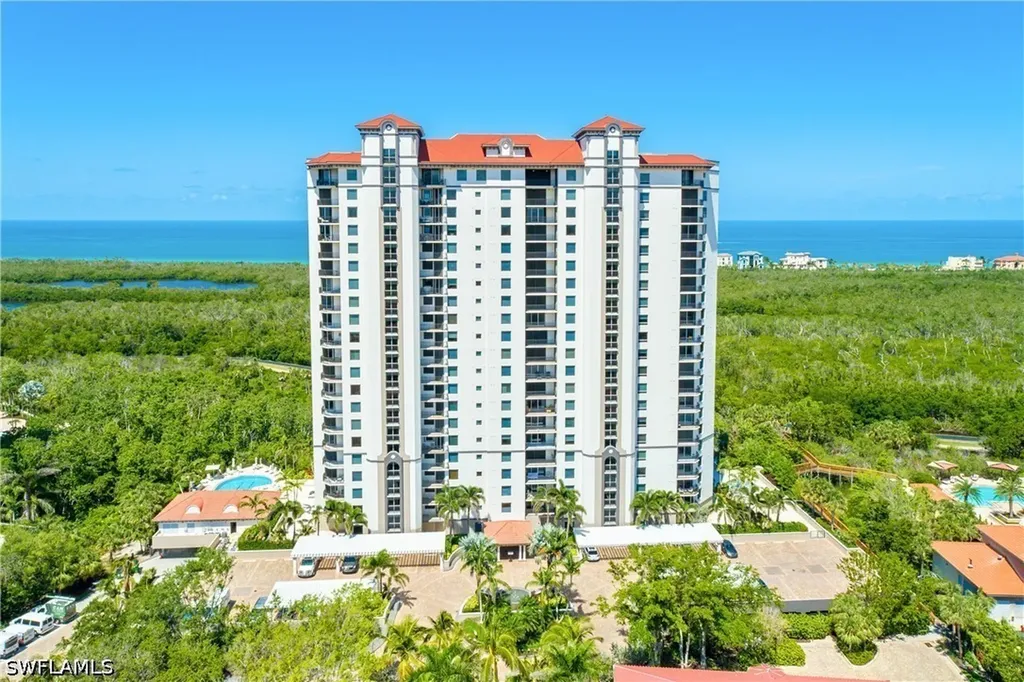 7225 Pelican Bay Boulevard Naples FL 34108