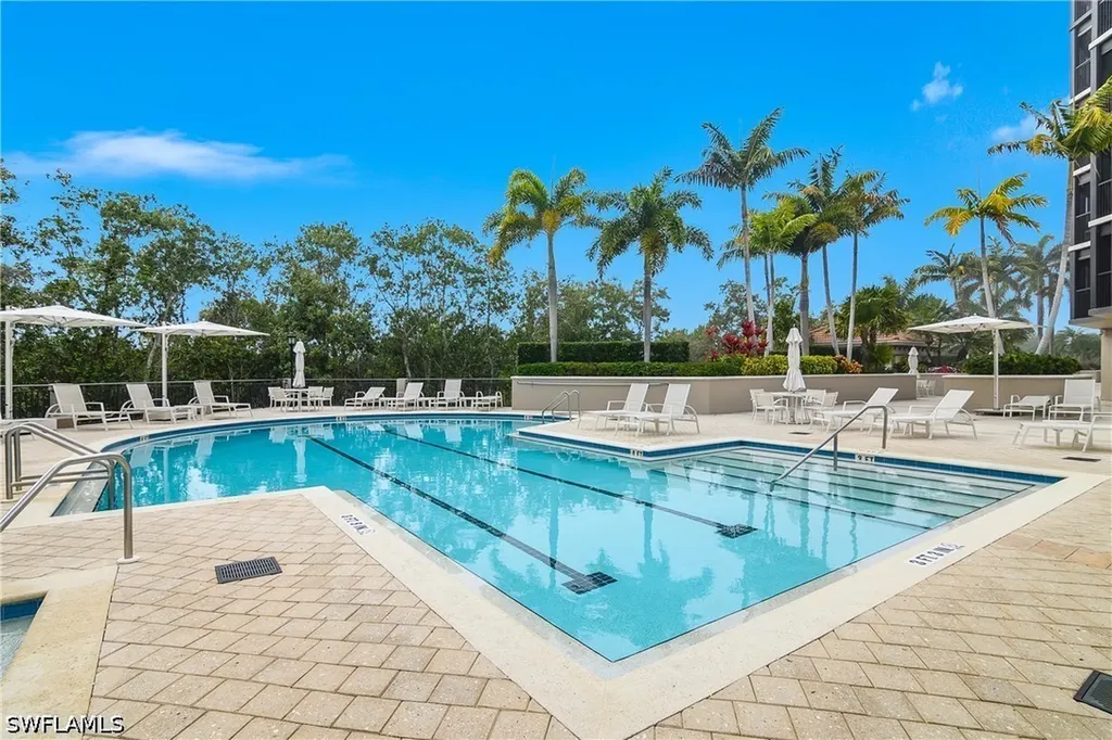 7225 Pelican Bay Boulevard Naples FL 34108