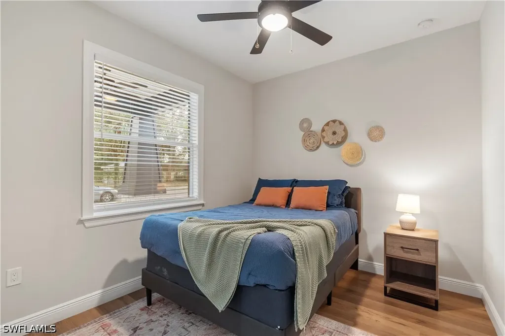 1324 E Giddens Avenue Tampa FL 33603