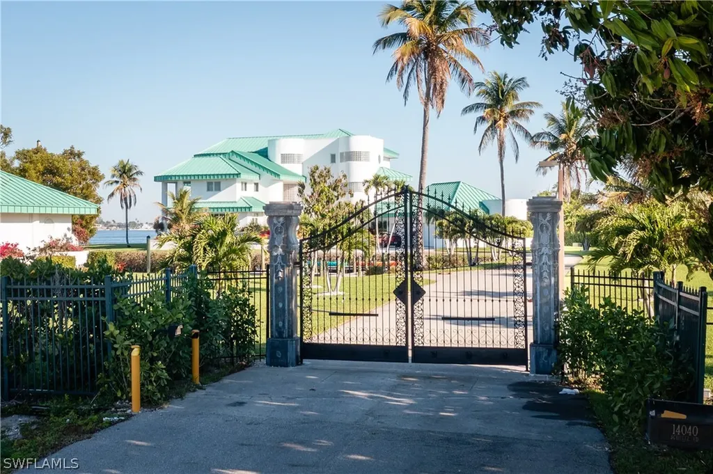 14040 Schultz Road Fort Myers FL 33908
