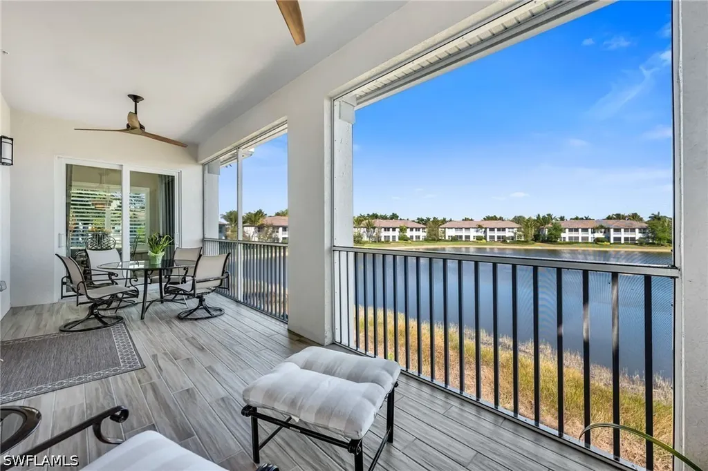 8026 Signature Club Circle Naples FL 34113