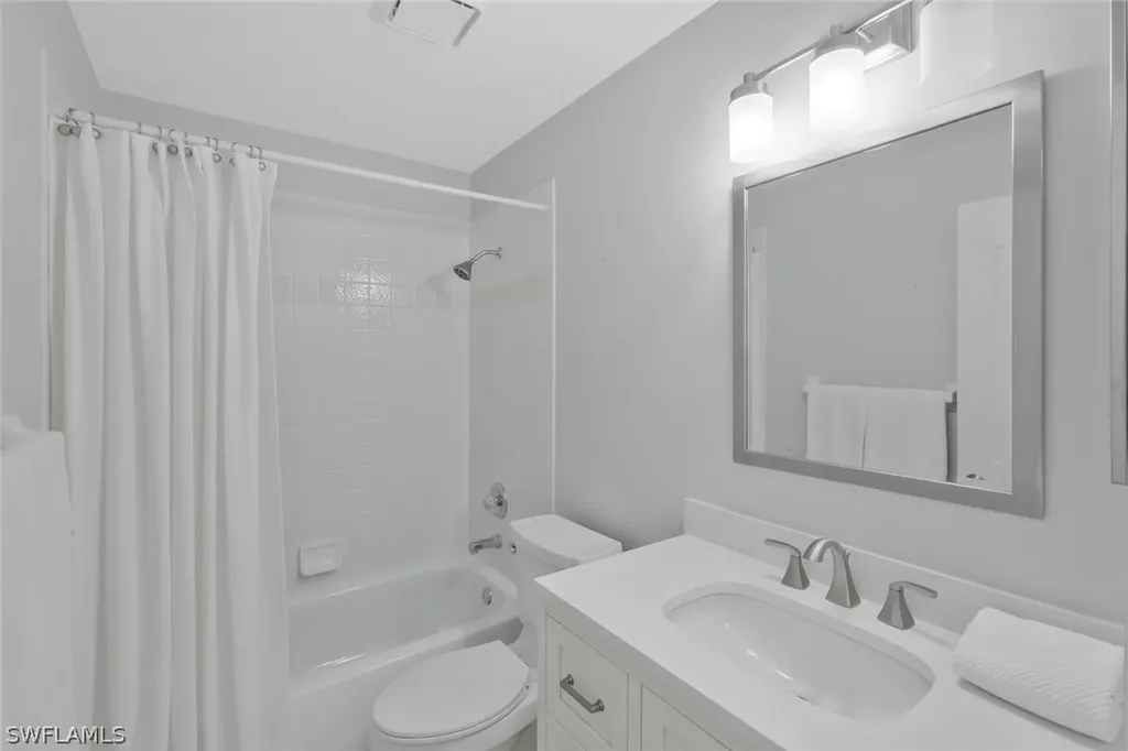11054 Linnet Lane Naples FL 34119