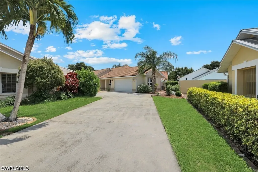 11054 Linnet Lane Naples FL 34119
