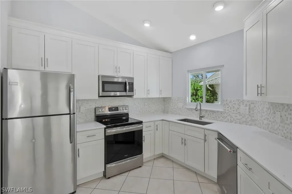 11054 Linnet Lane Naples FL 34119