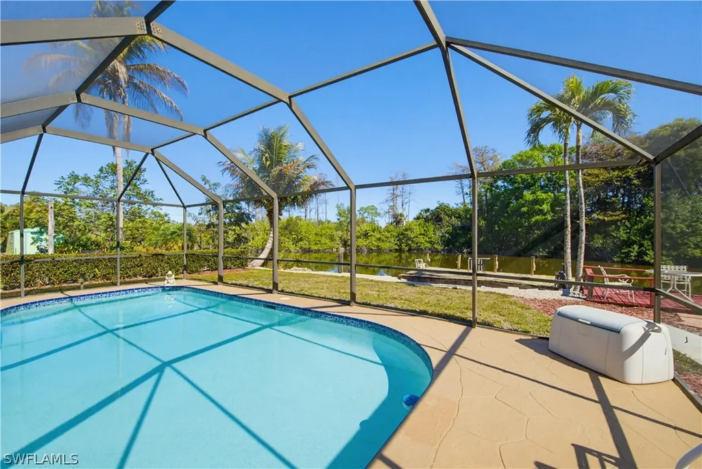 47 Constitution Drive Naples FL 34112