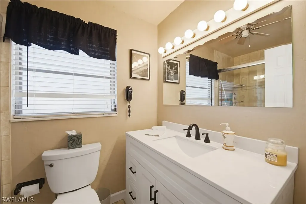 47 Constitution Drive Naples FL 34112