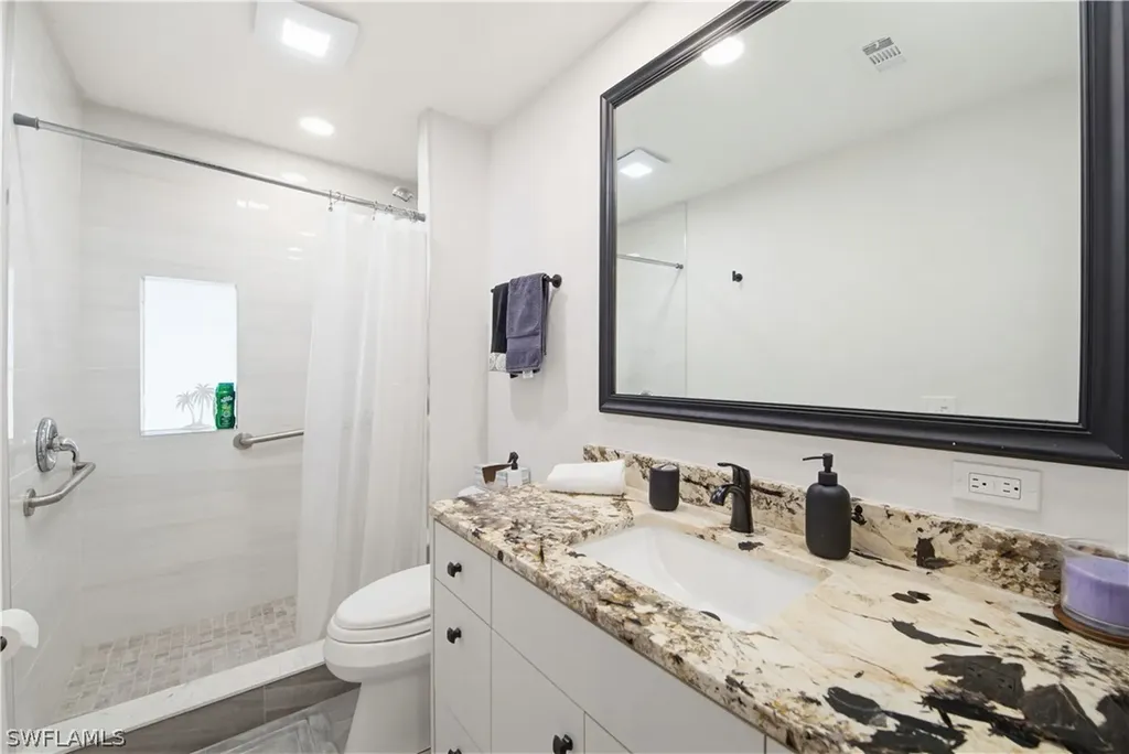 47 Constitution Drive Naples FL 34112