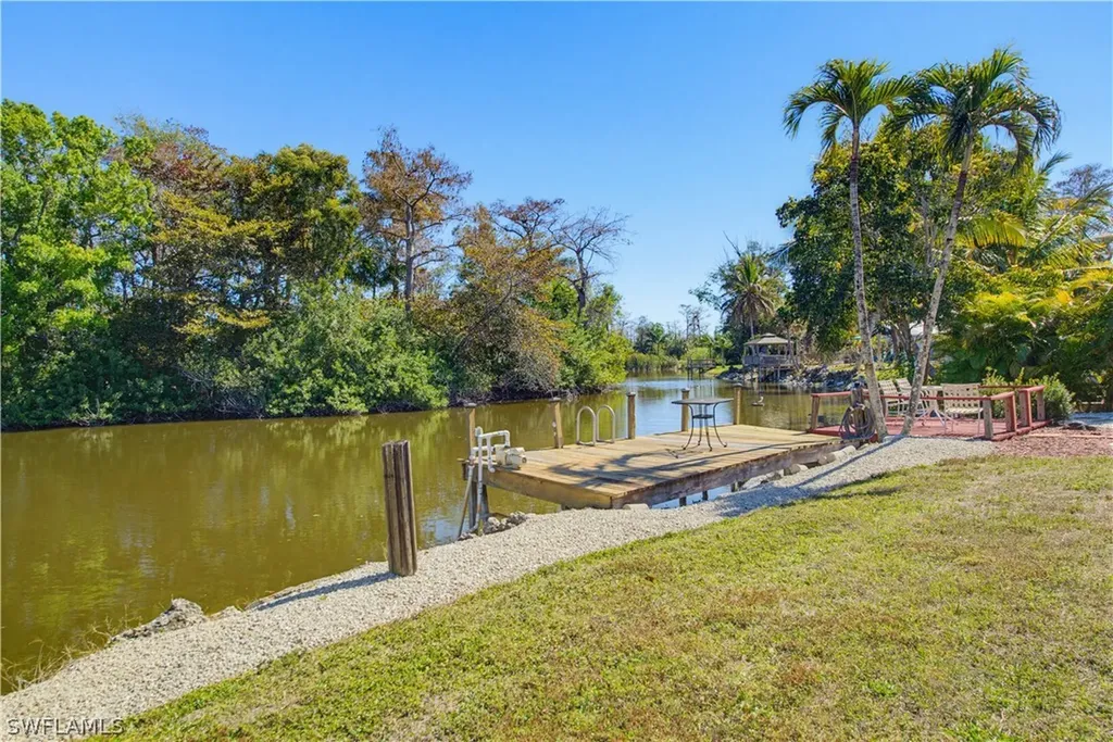 47 Constitution Drive Naples FL 34112