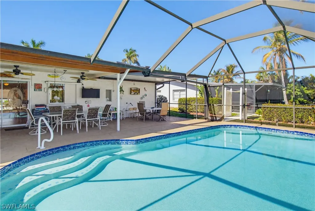 47 Constitution Drive Naples FL 34112