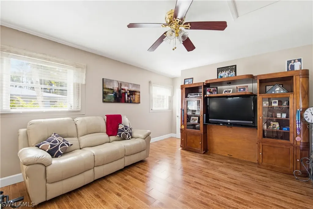 47 Constitution Drive Naples FL 34112