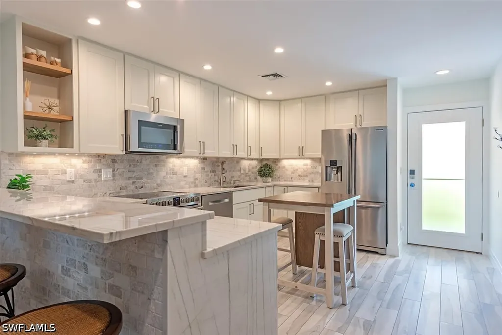 1417 Chesapeake Avenue Naples FL 34102