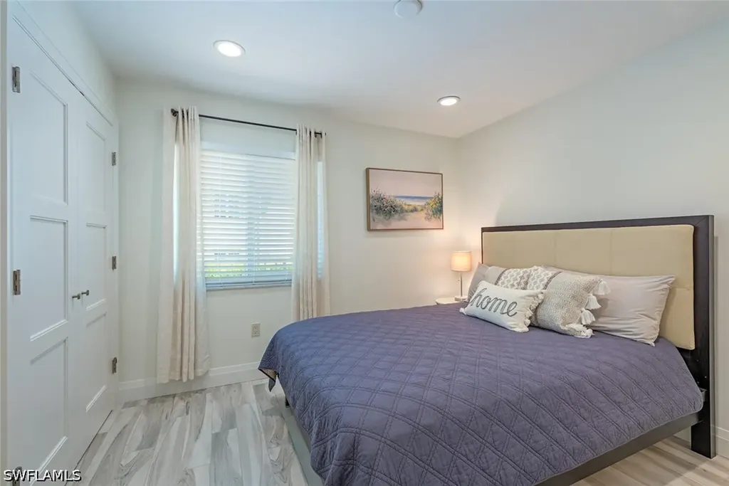 1417 Chesapeake Avenue Naples FL 34102
