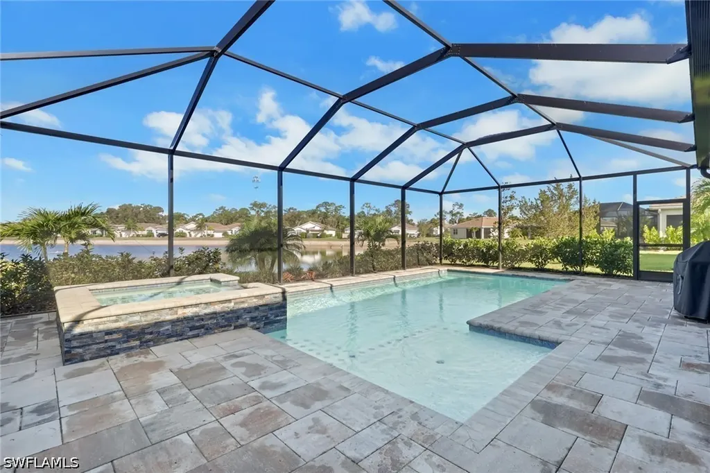 317 Spiaggio Court Naples FL 34114