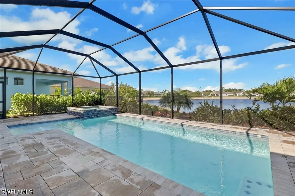 317 Spiaggio Court Naples FL 34114