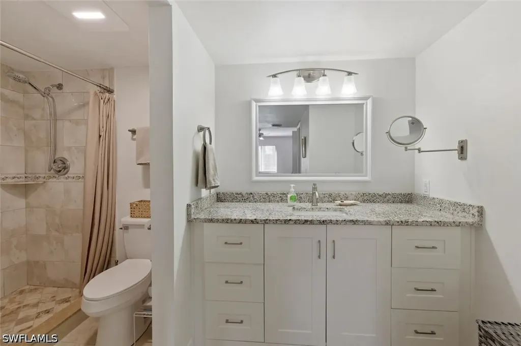 7260 Coventry Court Naples FL 34104