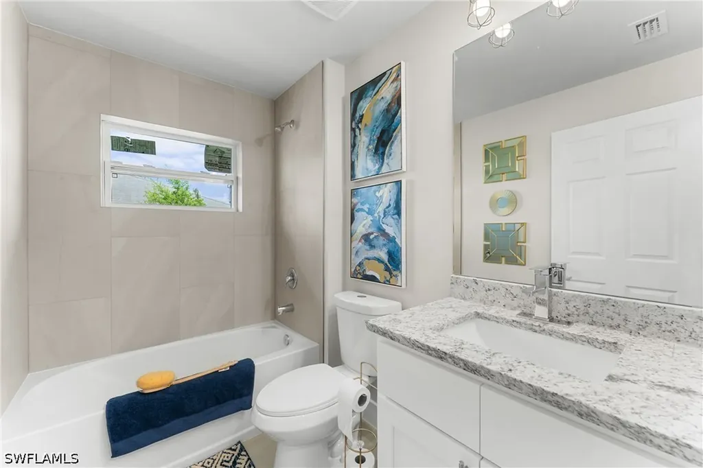 2305/2307 Dogwood Avenue N Lehigh Acres FL 33971