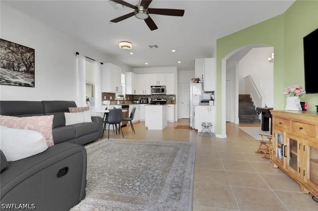 1557 Birdie Drive Naples FL 34120