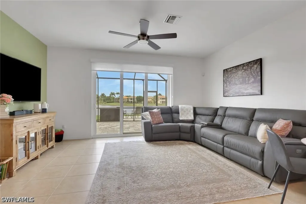 1557 Birdie Drive Naples FL 34120