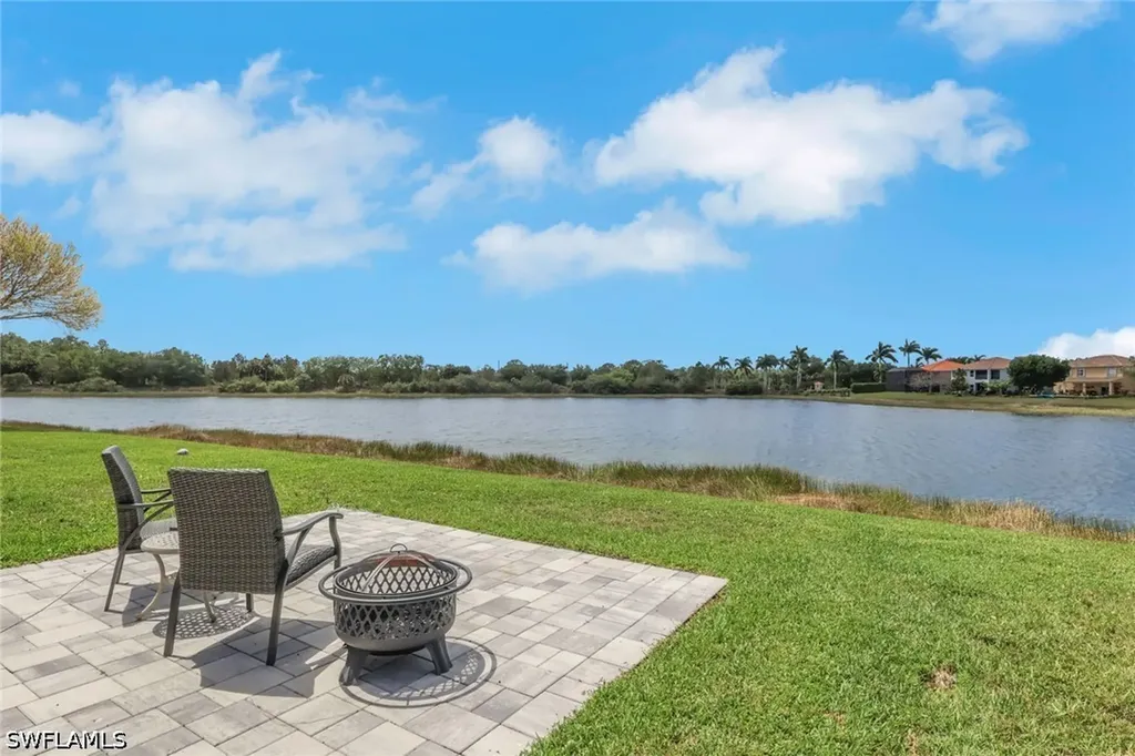 1557 Birdie Drive Naples FL 34120